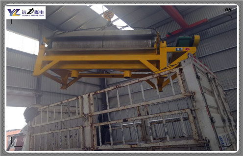 磁选机,永磁磁选机,磁铁矿干选机,山东磁铁矿干选永磁磁选机 磁选机,永磁磁选机,磁铁矿干选机,山东磁铁矿干选永磁磁选机