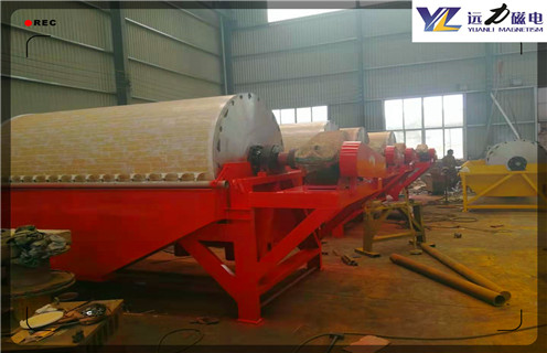 干式磁选机,干式磁选机广泛应用于黑色金属和磁性物质_磁性矿粒铁矿锰矿干式磁选机_干式强磁选机怎样才能增加高磁感强度的属性?工作视频皮带及结构价格 干式磁选机,干式磁选机广泛应用于黑色金属和磁性物质_磁性矿粒铁矿锰矿干式磁选机_干式强磁选机怎样才能增加高磁感强度的属性?工作视频皮带及结构价格